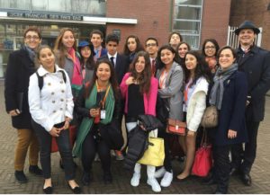 La délégation du lycée Descartes au MFNU de La Haye