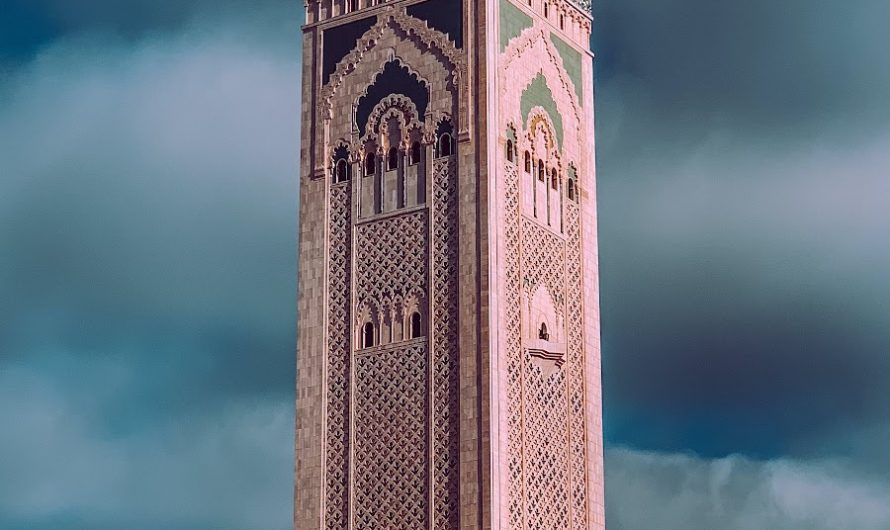 Mosquée Hassan II: entre Art et Pouvoir